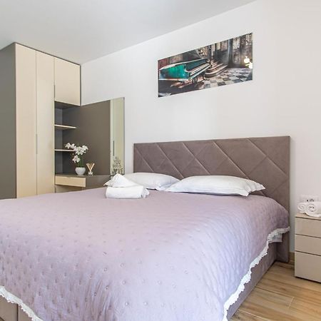Ledeno More Luxury Apartments Split Exterior foto